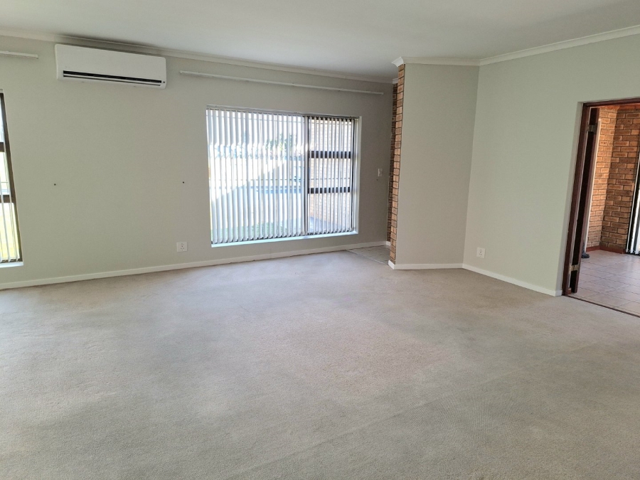 3 Bedroom Property for Sale in Rouxville Western Cape